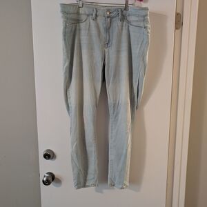 Good American Blue Straight Leg Jeans